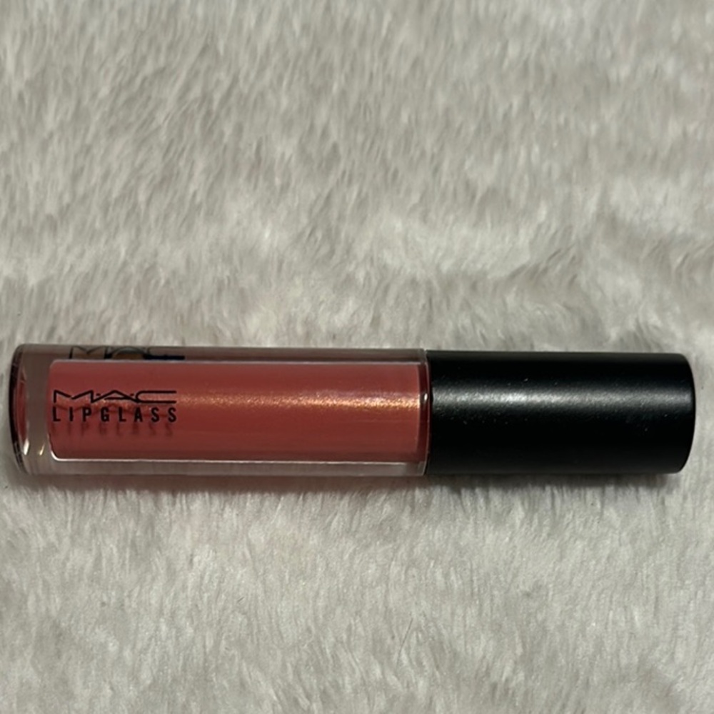 MAC Cosmetics Lipglass in Good Juju NEW - NEVER USED/SWATCHED NWOB